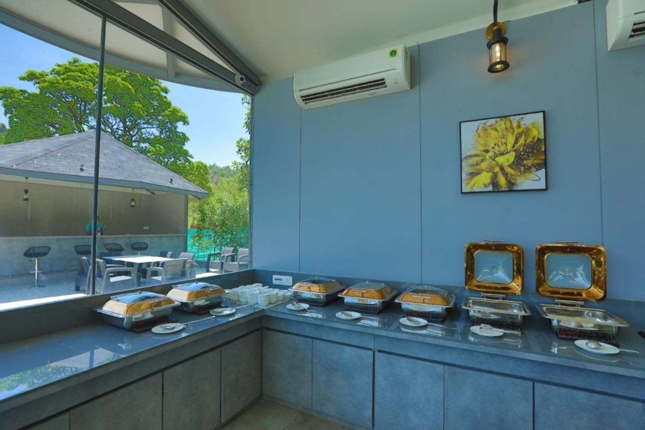 White Feather Resort Kauncha Silvassa Eksteriør bilde