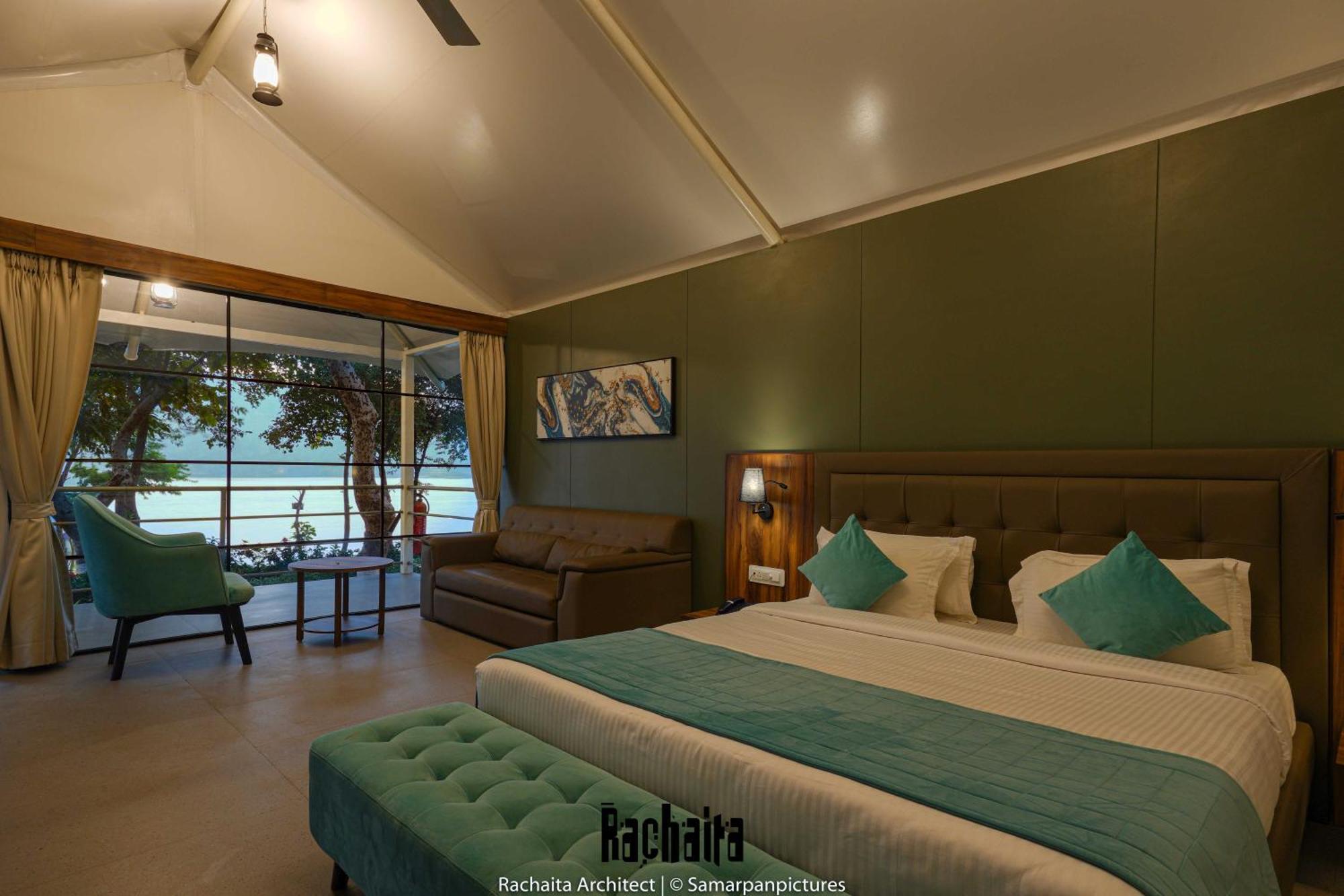 White Feather Resort Kauncha Silvassa Eksteriør bilde