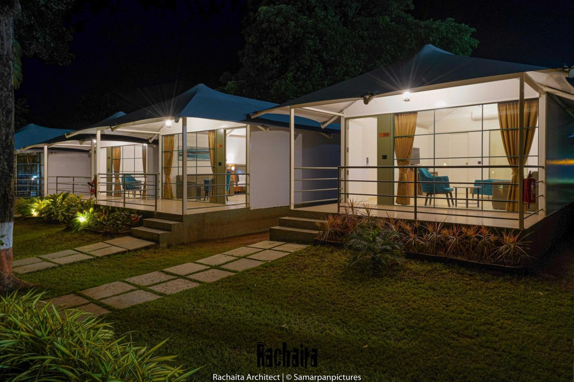 White Feather Resort Kauncha Silvassa Eksteriør bilde